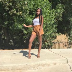 Meet your Posher, Maya